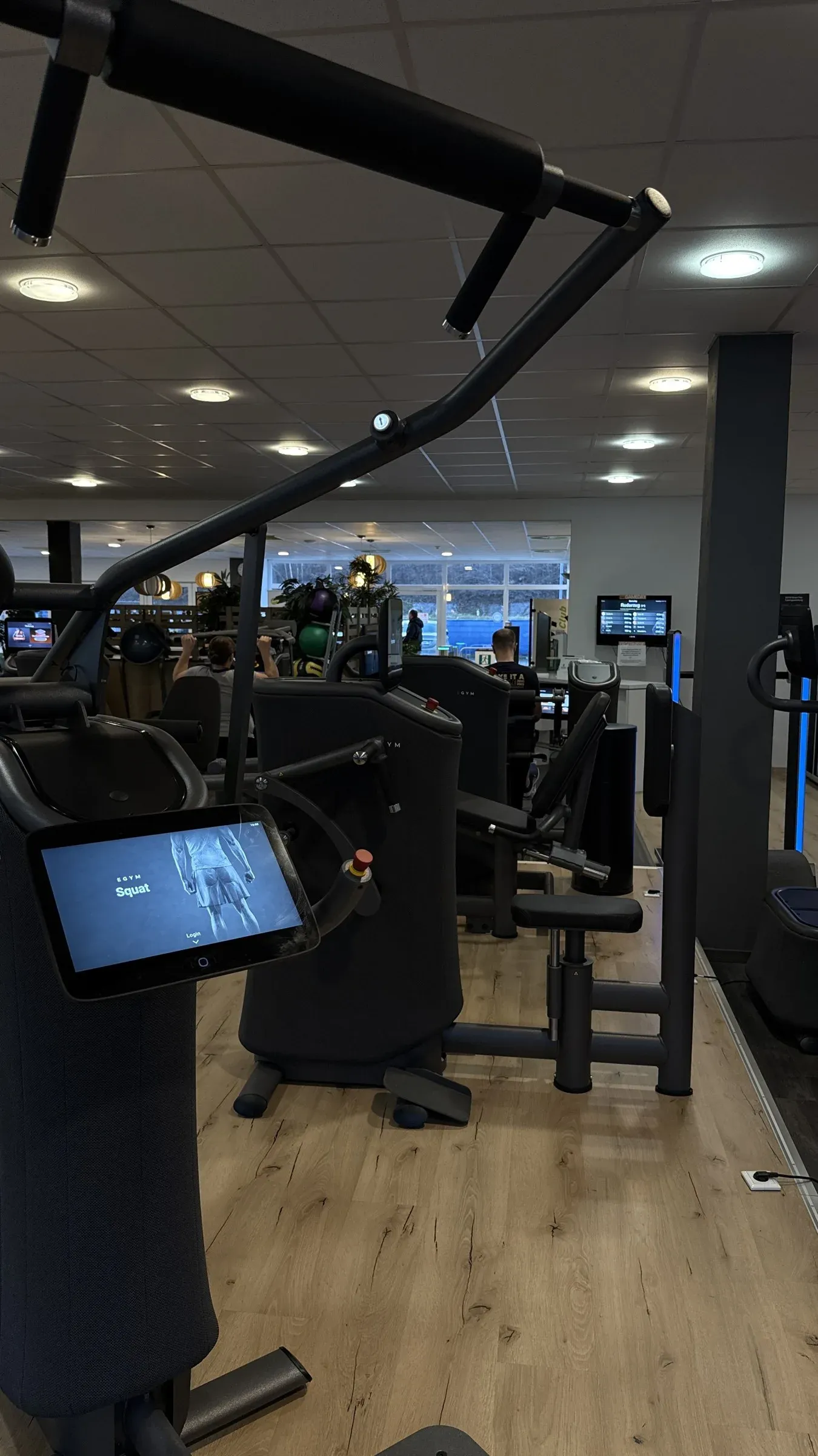 EGYM Training
in Warstein – vollautomatisch
und individuell Header Hintergrund